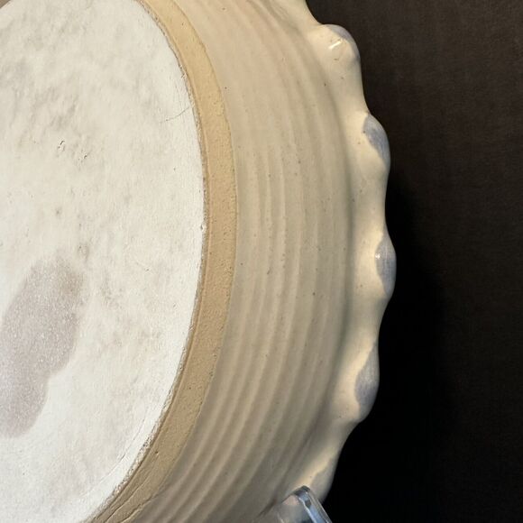 Stoneware Pie Plate Vintage Blue/Gold Iris flowers Fluted Glazed Edges Blue Trim - Picture 7 of 9